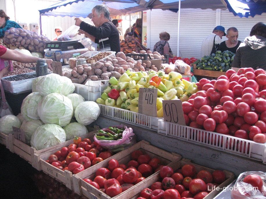 Рынок в Феодосии, Крым