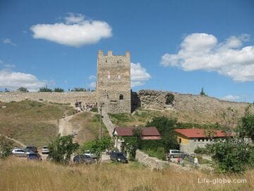 Генуэзская крепость Кафа и старый город в Феодосии, Крым