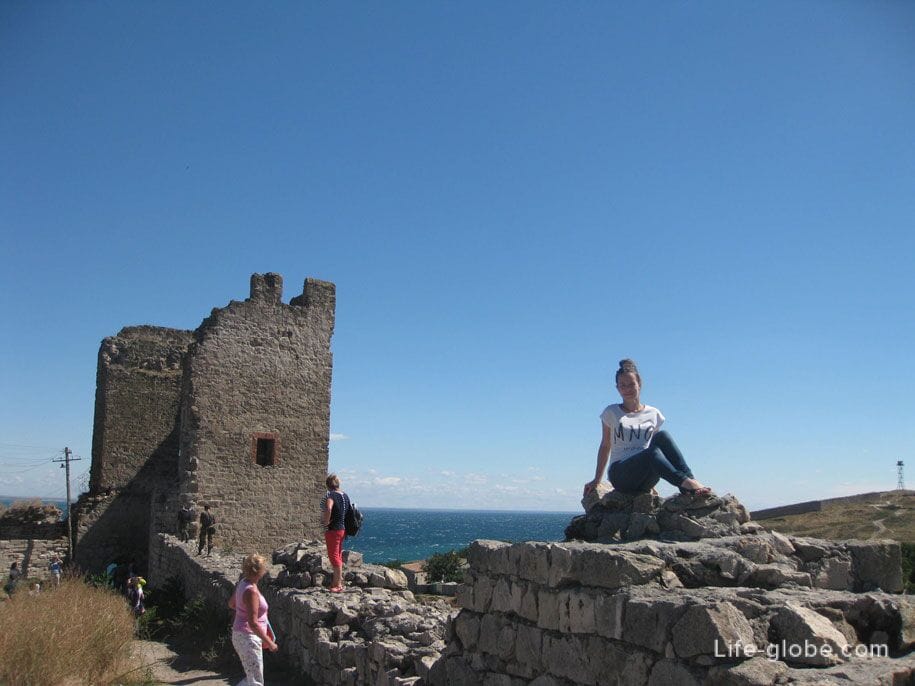 Фото на память, Генуэзская крепость Кафа