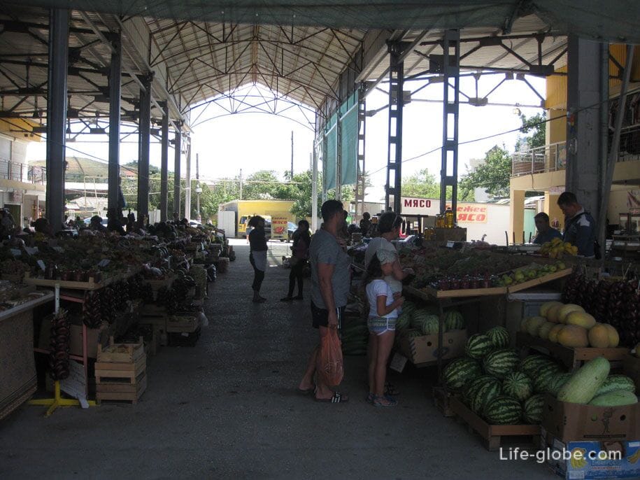 Рынок в Коктебеле
