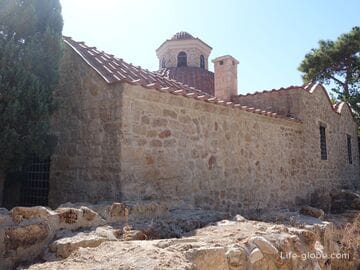 Mevlevihane Museum, Antalya: Mevlevi dervish retreat, hammam, mausoleums and madrasahs (Mevlevihane Müzesi)