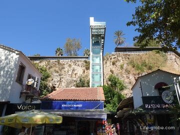 Panoramic elevator Kaleiçi in Antalya, with a viewing platform