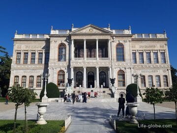 Дворец Долмабахче в Стамбуле (Dolmabahçe Sarayı): залы, гарем, сад, фото, описание