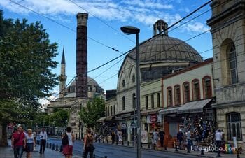 Колонна Константина в Стамбуле (колонна Чемберлиташ, Çemberlitaş Sütunu)