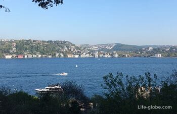 Istanbuler Stadtteile Anadolu Hisarı und Göksu: ruhig und grün auf der asiatischen Seite des Bosporus