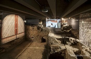 Археологическая крипта острова Сите, Париж (Crypte Archeologique Cité): посещение, сайт, фото