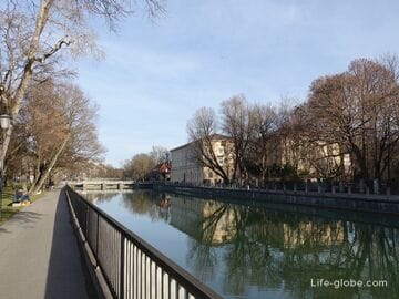 Bridges and embankments in Munich (Isar River)