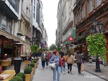 Vaci street, Budapest (Vaci utca) - main tourist street of the city