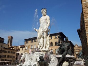 Фонтан Нептуна, Флоренция (Fontana del Nettuno), на площади Синьории