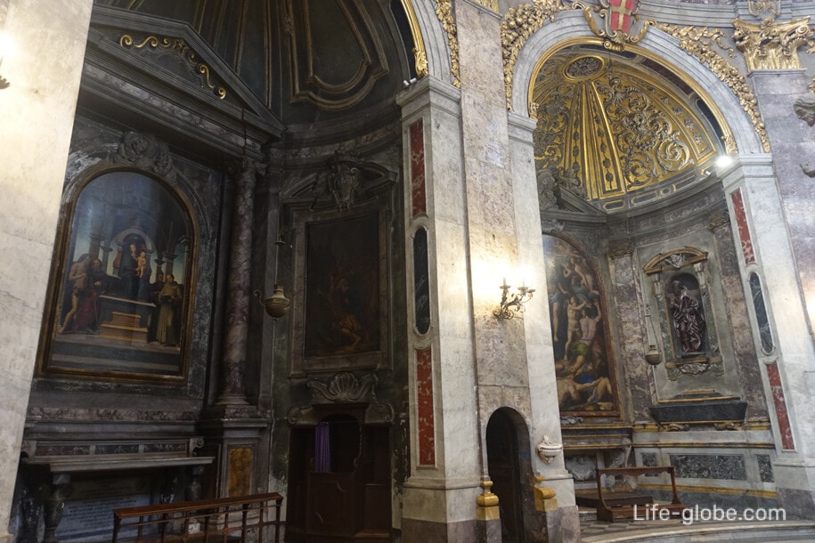 Basilica of the Santissima Annunziata, Florence (Holy Annunciation)