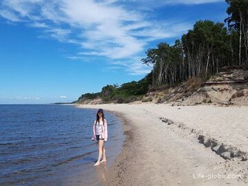 Hiking along the coast of the Curonian Spit: from Zelenogradsk to the village of Lesnoy, Kaliningrad region