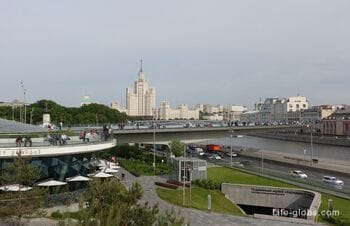 Парящий мост в парке Зарядье, Москва - смотровая площадка