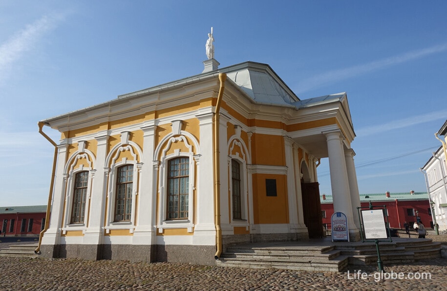 площадь собора петропавловской крепости