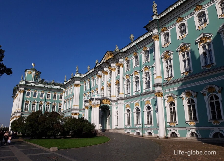 visit winter palace st petersburg