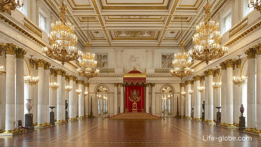 visit winter palace st petersburg