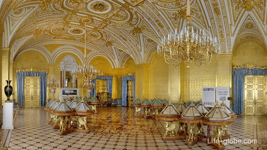 visit winter palace st petersburg