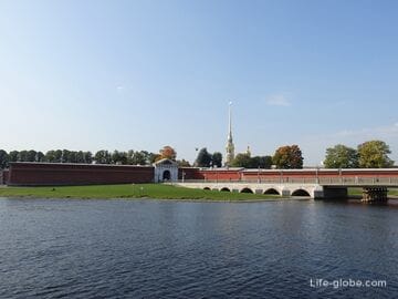Иоанновский равелин Петропавловской крепости в Санкт-Петербурге