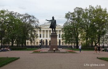 Arts Square (Mikhailovsky Square), St. Petersburg: monument to Pushkin, a palace, museums and theaters