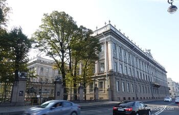 Мраморный дворец в Санкт-Петербурге (Русский музей)