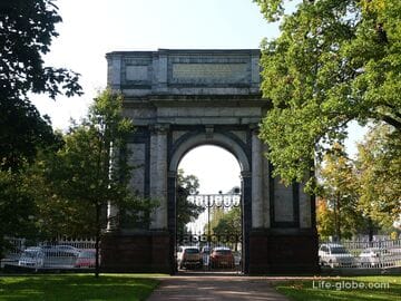 Орловские ворота в Екатерининском парке, Царское Село (Пушкин, Санкт-Петербург)