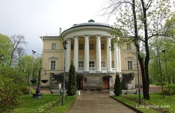 Запасный  дворец (Кочубея) в Пушкине Санкт-Петербург (Царское Село) - ныне Дворец Бракосочетания №3
