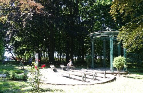 Парк Беккера, Янтарный (Moritz Becker Park)