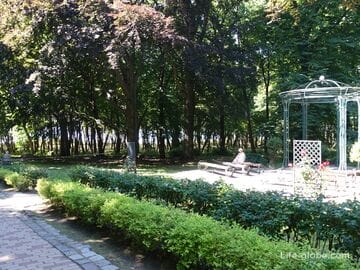 Парк Беккера, Янтарный (Moritz Becker Park)