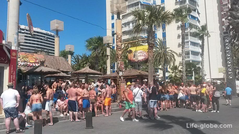Bars on the Levante beach promenade, Benidorm