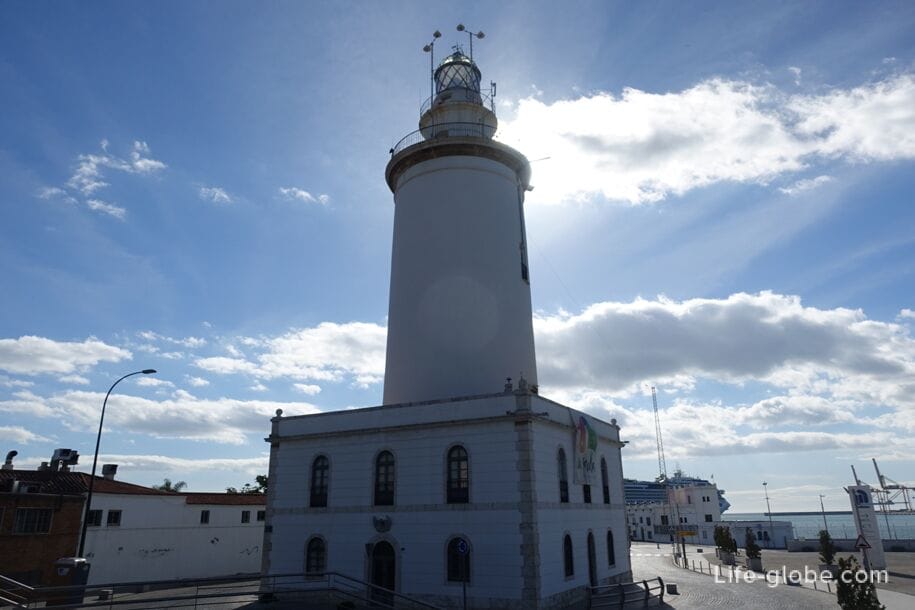 Lighthouse Flora (La Farola De Malaga) 