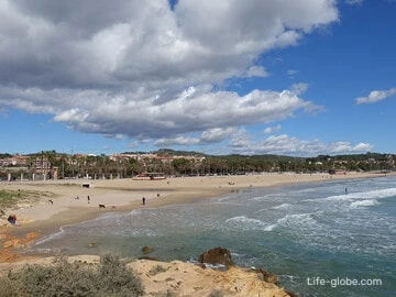 Arrabassada Beach, Tarragona (Playa de l’Arrabassada) - one of the best in Tarragona