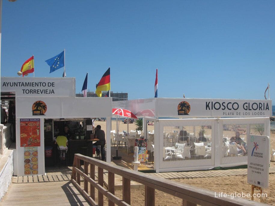 Cafe on the beach of Los Locos, Torrevieja