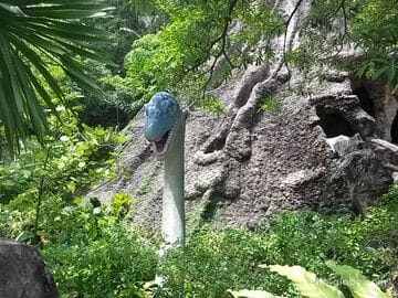 Dino Park Mini Golf in Phuket - teleportation in the Jurassic period