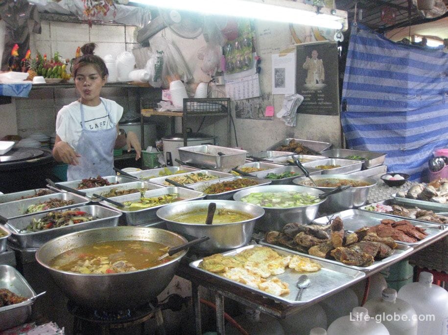 Еда на улице  Бангла Роуд, Патонг