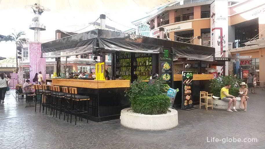 Catering Area at Jungceylon Shopping Center, Patong, Phuket