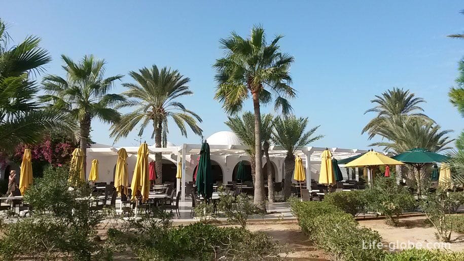 Ресторан шведский стол в отеле Джерба Плаза, Тунис