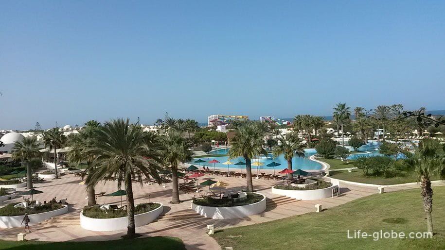 Территория отеля Джерба Плаза, остров Джерба, Тунис