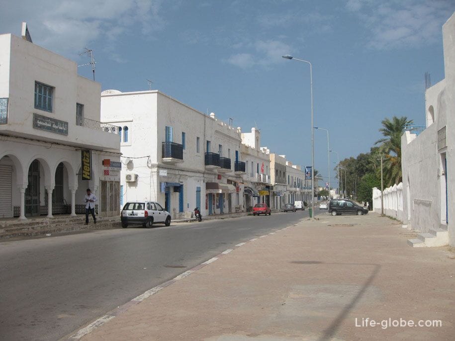 Улицы Хумт-Сук, остров Джерба, Тунис