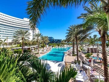 Майами-Бич, США (Miami Beach) - путеводитель: отдых, пляжи, отели у пляжей, развлечения, экскурсии
