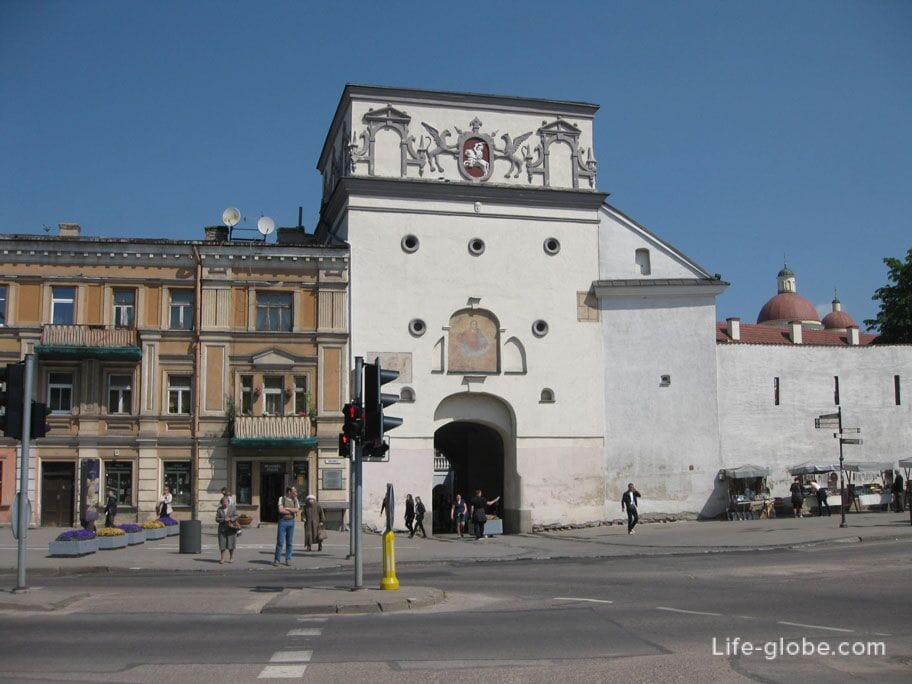 entrance to the old town near the hostel Vilnius