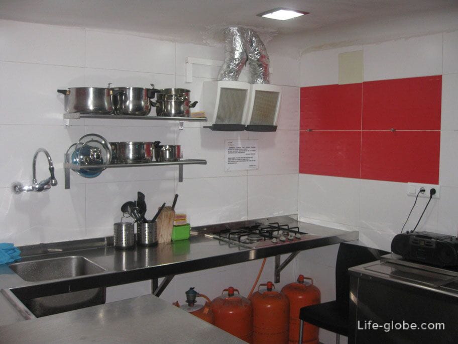 public kitchen at Milagrosa Guest House Alicante Spain