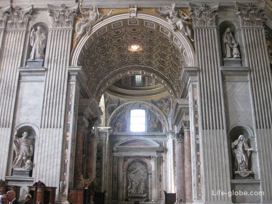 nterior decoration of St. Peter's Basilica