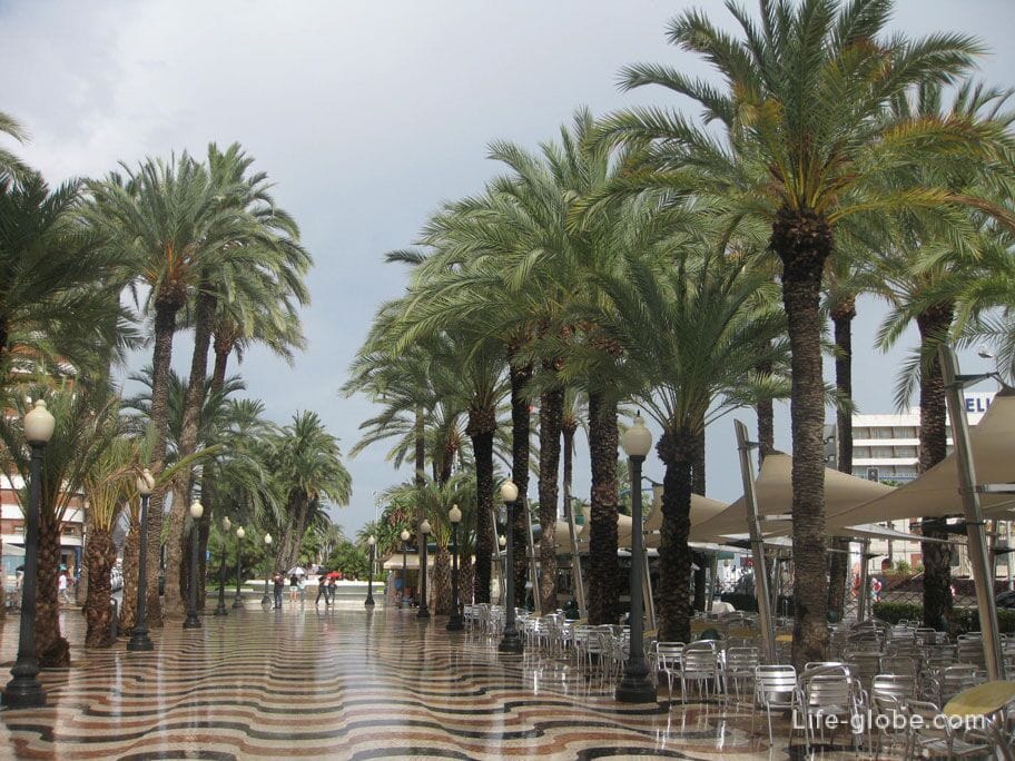 Esplanade Boulevard Alicante Spain