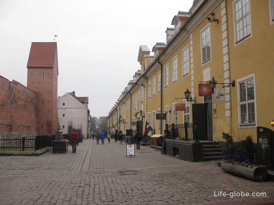 Jekaba barracks and the city wall with Ramera Tower in Riga