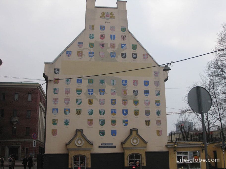 coats of arms on the Jekaba barracks, Riga, Latvia