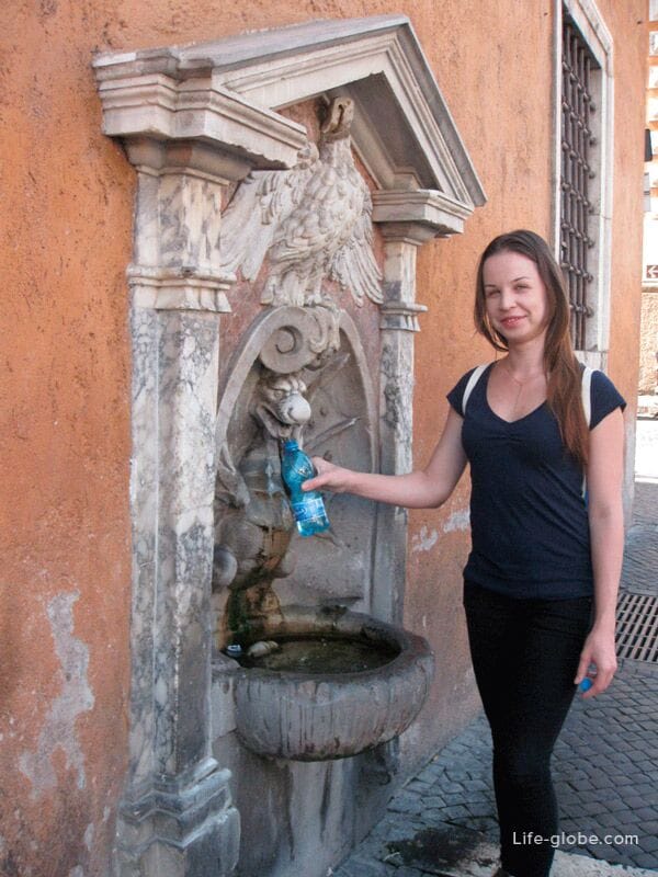 free water on the streets of Rome