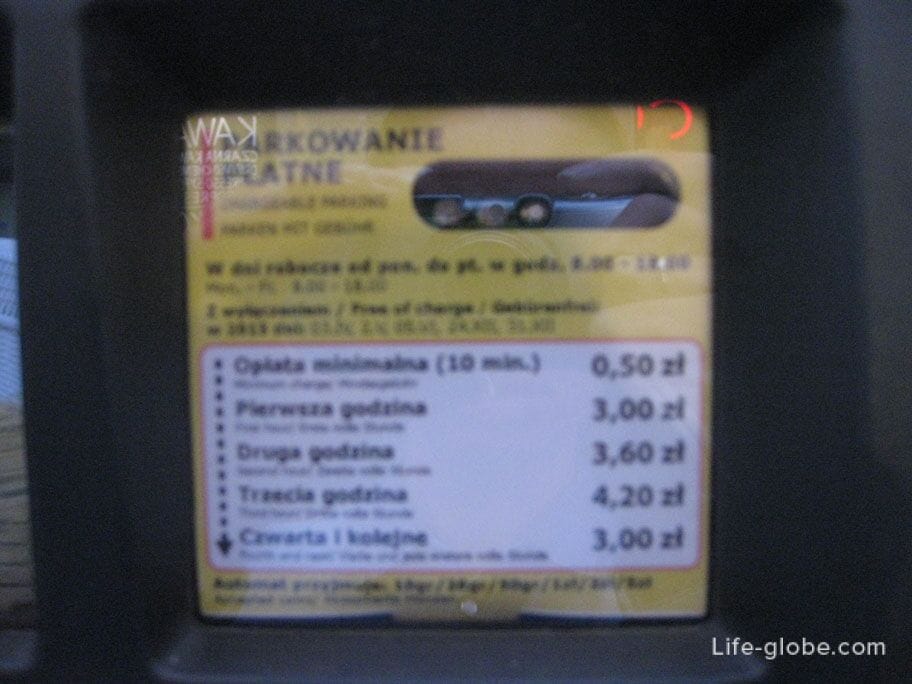 the cost of parking in the center of Warsaw