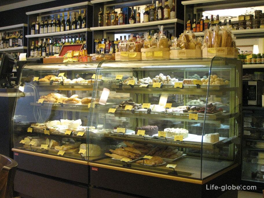 sweets, pies and cheeses in Vilnius