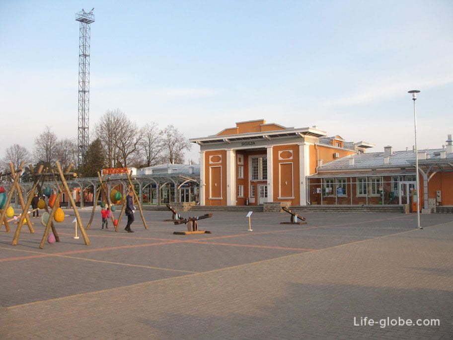 railway station square, Sigulda