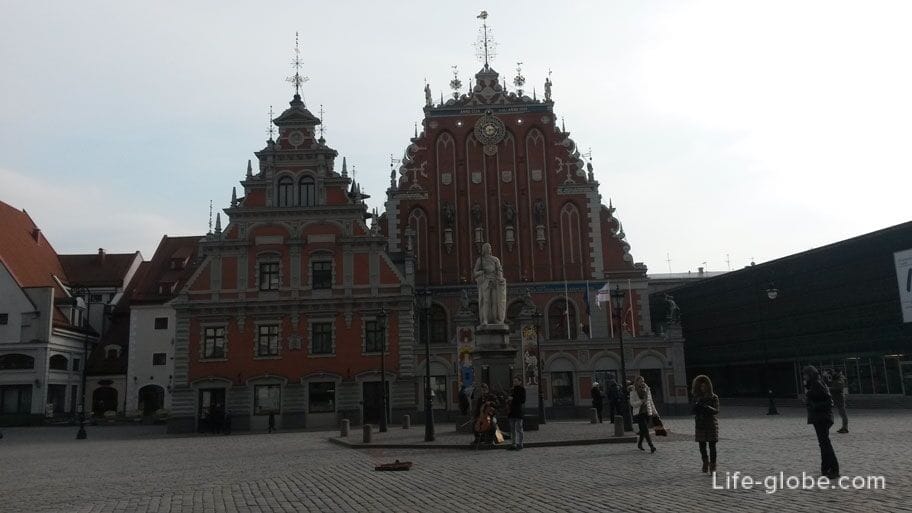 Town Hall Square in Riga photo