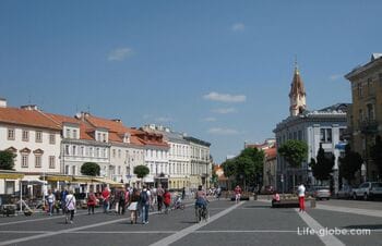 Старый город Вильнюса - прогулка: улицы, площади, храмы